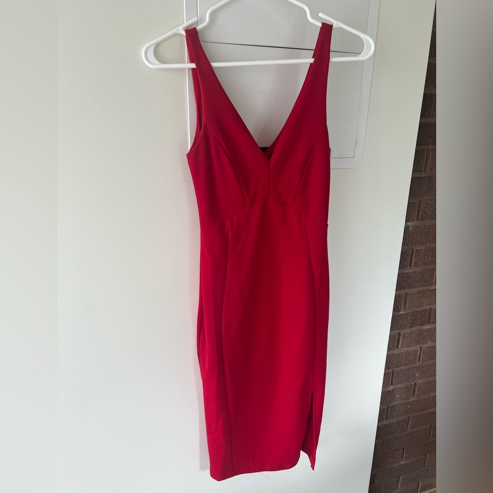 Lulu's Vibrant Red Midi Dress